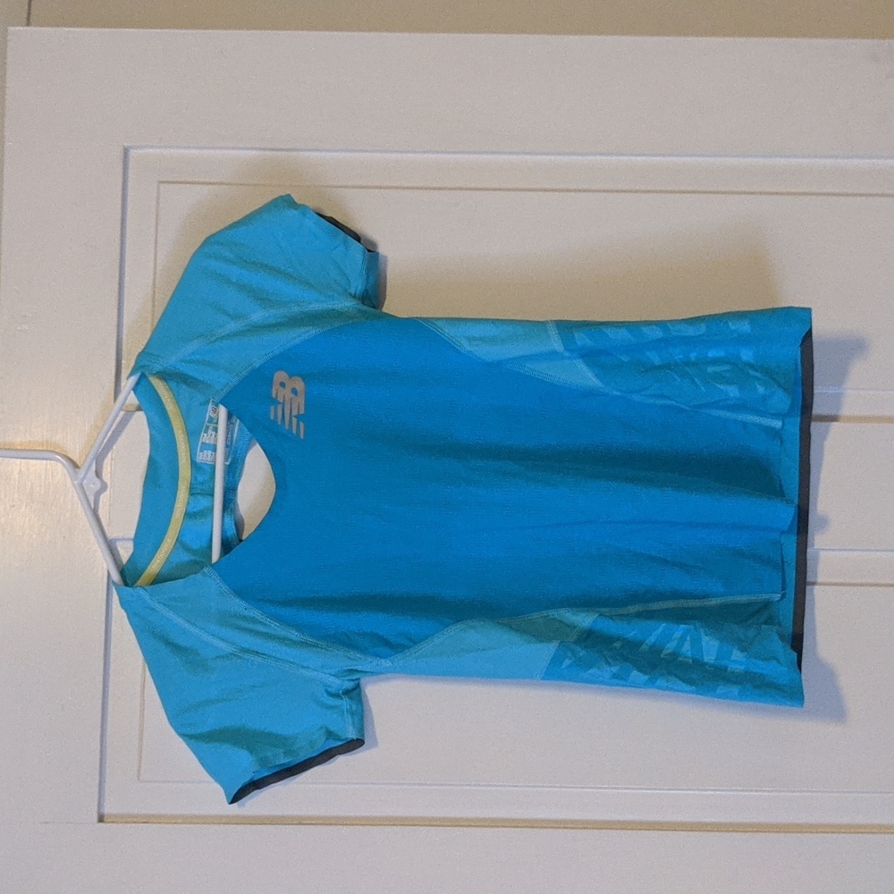 New Balance Ice cut-out running tshirt